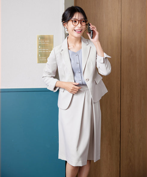 【アウトレット】ハートネックフレア袖ブラウス