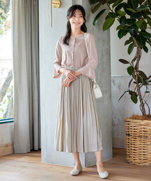 【アウトレット】ハートネックフレア袖ブラウス