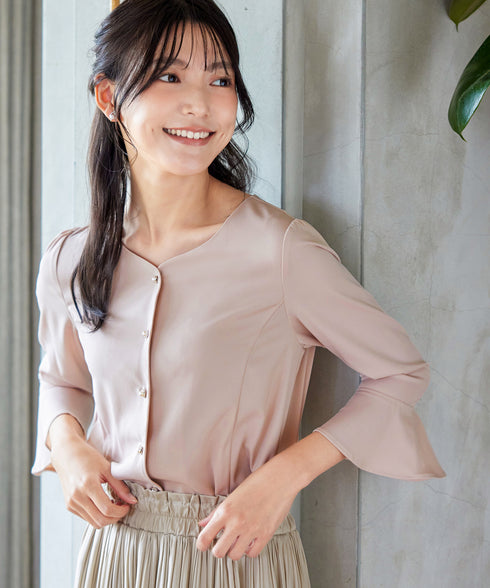 【アウトレット】ハートネックフレア袖ブラウス