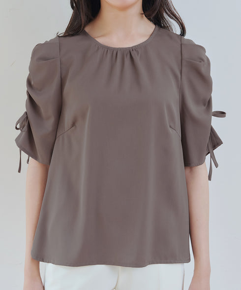 ボリュームスリーブリボンブラウス