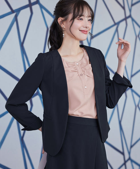 リボン風ブラウス