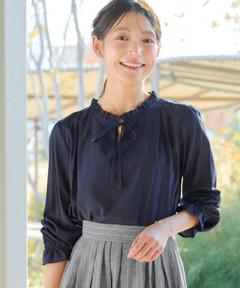 フリルリボンブラウス