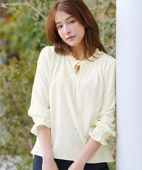 フリルリボンブラウス