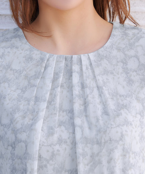 水彩花柄シフォンブラウス