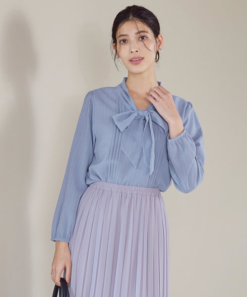 リボンタイブラウス