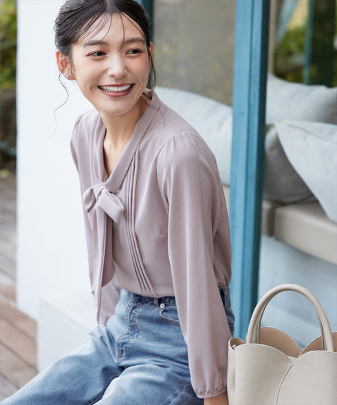 リボンタイブラウス