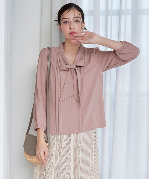 リボンタイブラウス