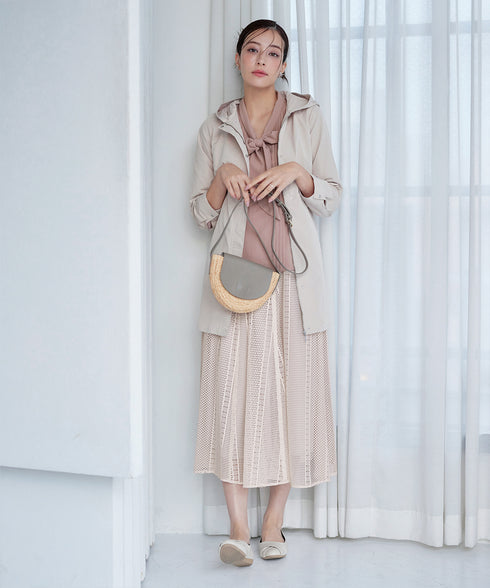 リボンタイブラウス