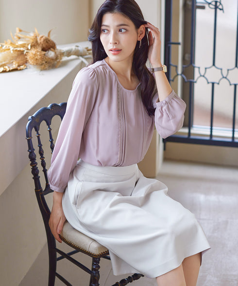 ピンタックレースブラウス