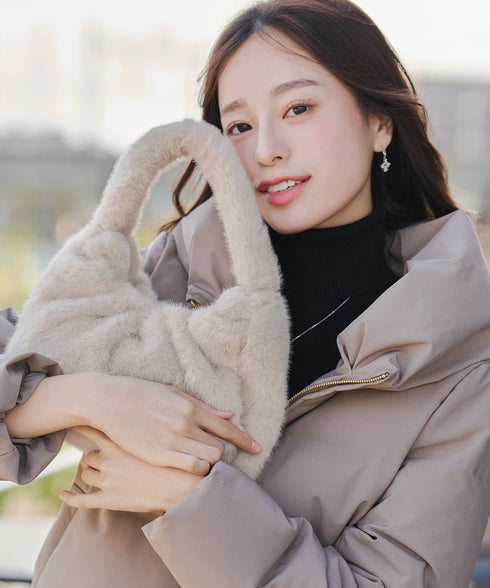 【安田美沙子さん着用】フェイクファーバック