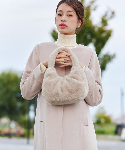 【安田美沙子さん着用】フェイクファーバック