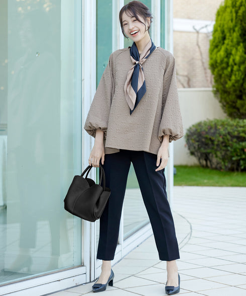 【おのののかさん着用 / ポーチ・ショルダー紐付き】フラワーカットフェイクレザーバッグ