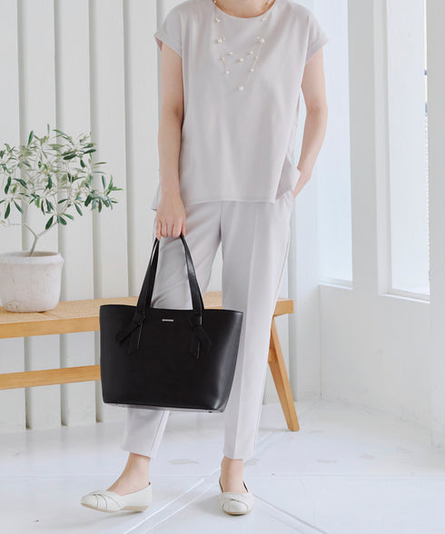 【安田美沙子さん着用 / アウトレット】リボンデザイン通勤バッグ