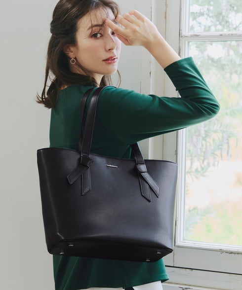 【安田美沙子さん着用 / アウトレット】リボンデザイン通勤バッグ