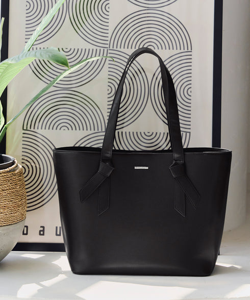 【安田美沙子さん着用 / アウトレット】リボンデザイン通勤バッグ