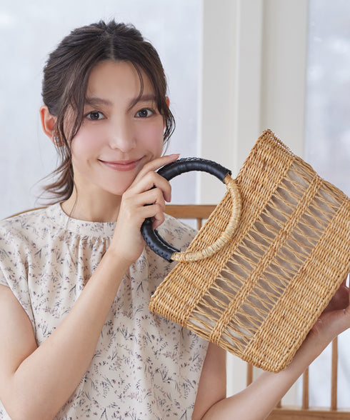 透かし編みのシーグラス ラウンドハンドルバッグ