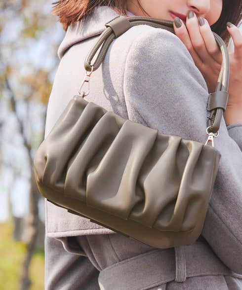 【安田美沙子さん着用 / 2way】ギャザーワンハンドルバッグ