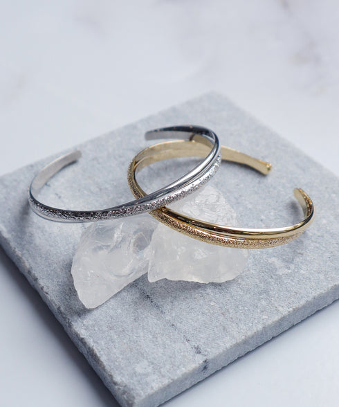 メタルコンビバングル