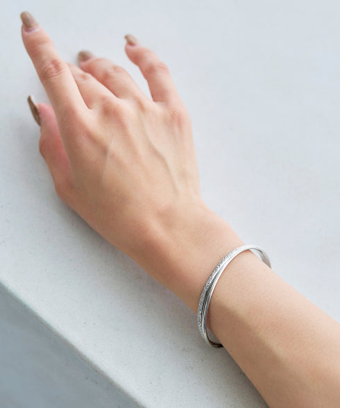 メタルコンビバングル