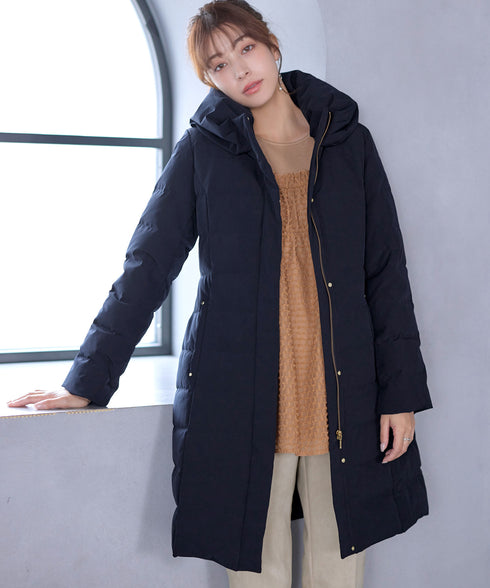 ミドル丈ダウンコート