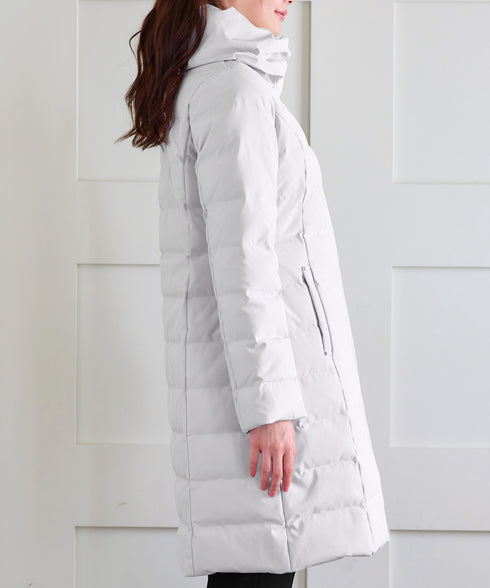 ミドル丈ダウンコート