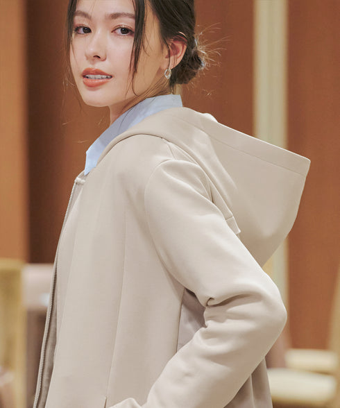 異素材ドッキングフーディー