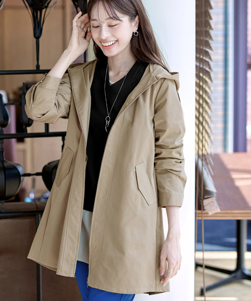 ミドル丈マウンテンコート