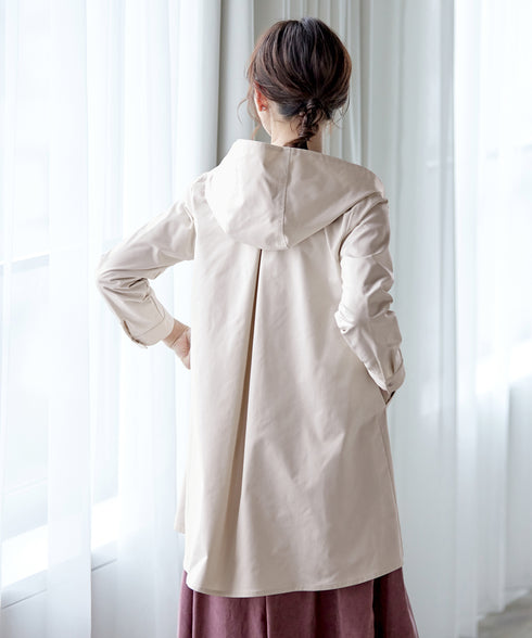 ミドル丈マウンテンコート