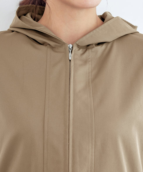 ミドル丈マウンテンコート