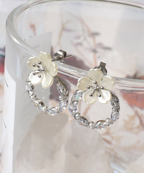 【金属アレルギー対応】 【選べる2TYPE】フラワーピアス