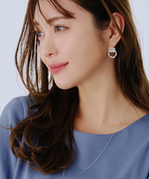 【金属アレルギー対応】 【選べる2TYPE】フラワーピアス