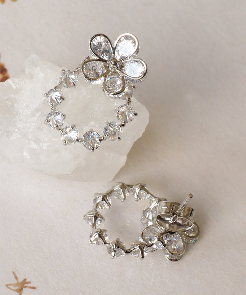 【金属アレルギー対応】 【選べる2TYPE】フラワーピアス