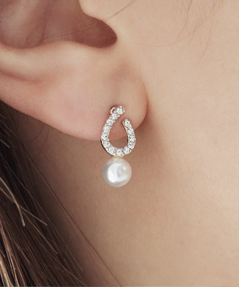 【金属アレルギー対応】ドロップ+パールピアス