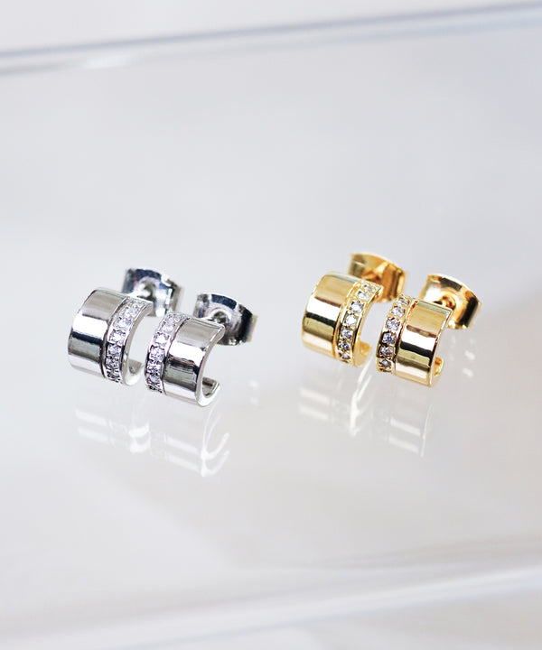 ラインフープピアス