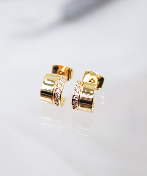 ラインフープピアス