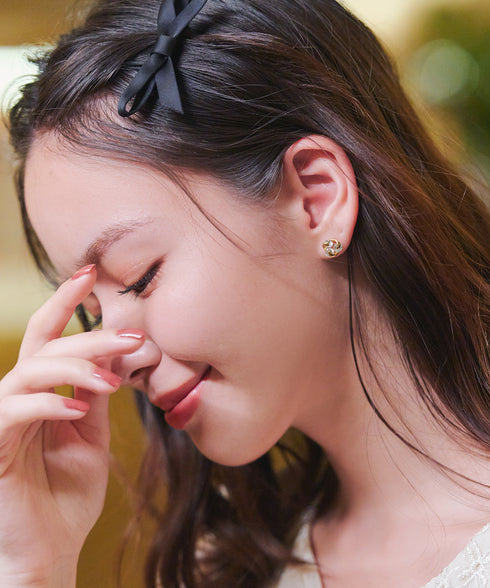 スウィングストーンピアス・イヤリング