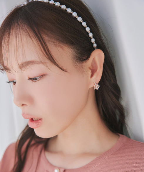 【安田美沙子さん着用 / 金属アレルギー対応】スノーフレークピアス/イヤリング