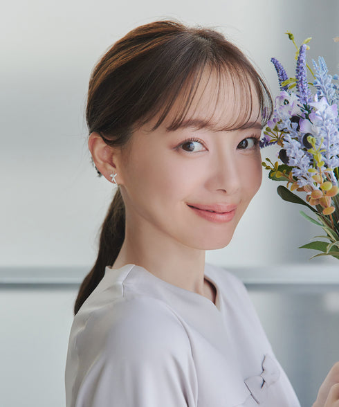 【安田美沙子さん着用 / 金属アレルギー対応】パール付きクロスピアス/イヤリング