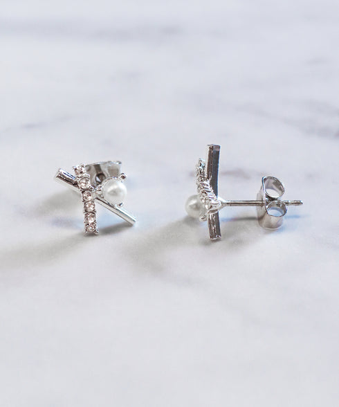 【安田美沙子さん着用 / 金属アレルギー対応】パール付きクロスピアス/イヤリング