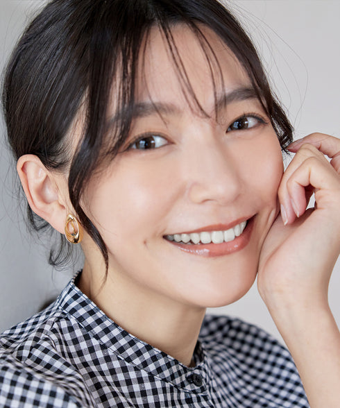 【安田美沙子さん着用 / 金属アレルギー対応】ツイストドロップイヤリング