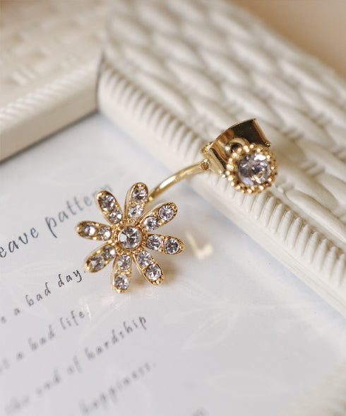 【金属アレルギー対応】フラワーキャッチピアス