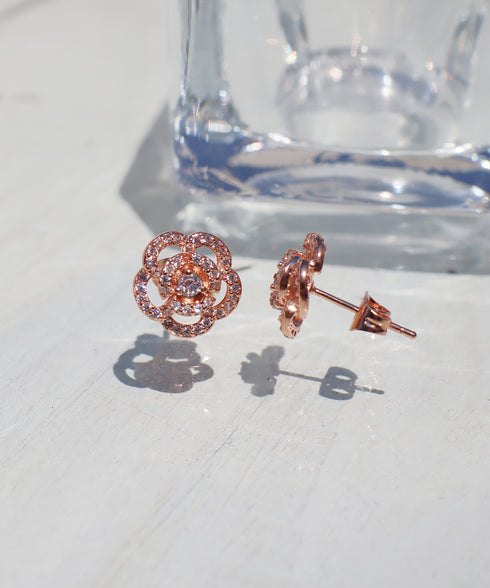 【金属アレルギー対応】カメリアモチーフピアス・イヤリング