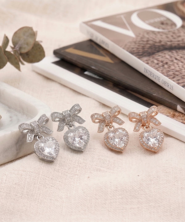 【2TYPE・金属アレルギー対応商品】リボン+リッチストーンピアス・イヤリング