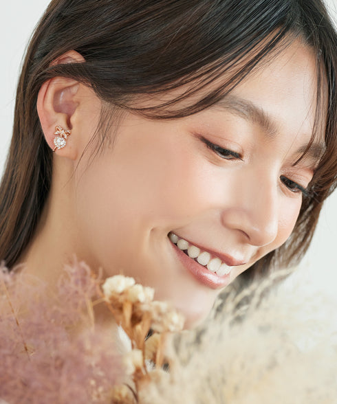 【2TYPE・金属アレルギー対応商品】リボン+リッチストーンピアス・イヤリング