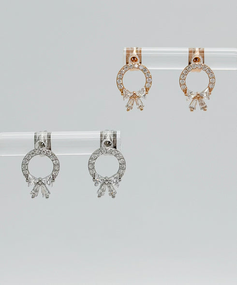 【金属アレルギー対応商品】フロントサークルリボンピアス