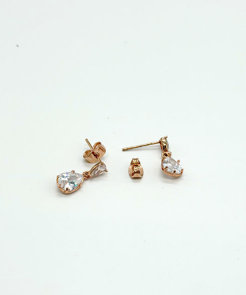 【金属アレルギー対応商品】ティアドロップピアス・イヤリング