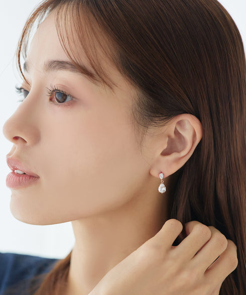 【金属アレルギー対応商品】ティアドロップピアス・イヤリング