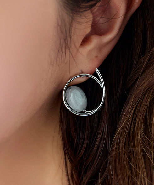 カラーアクリル+フープピアス