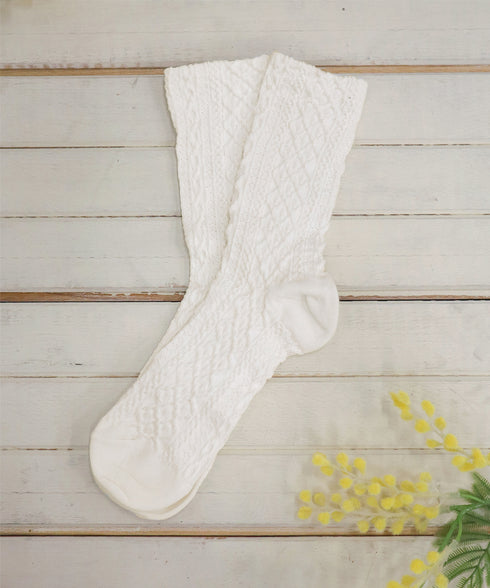 【安田美沙子さん着用】ケーブル柄編みソックス