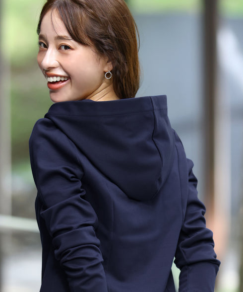 【クリアランスセール / UVカット/ 吸水速乾】 “きれい見え” カットソーラインフードパーカー